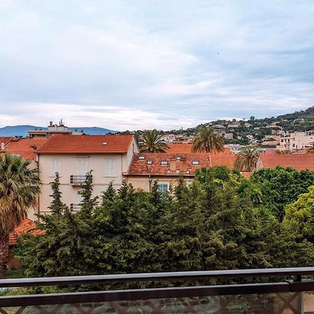 Cannes Cosy Holiday Home מראה חיצוני תמונה